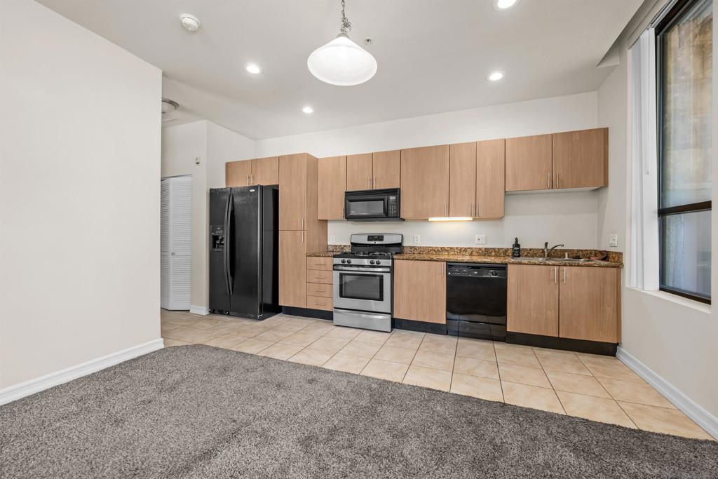 1480 Broadway 2107 Property Photo 10
