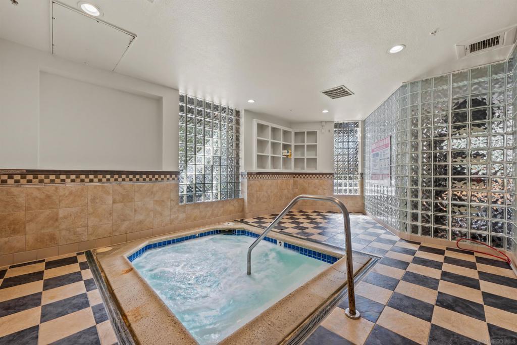 1480 Broadway 2107 Property Photo 22
