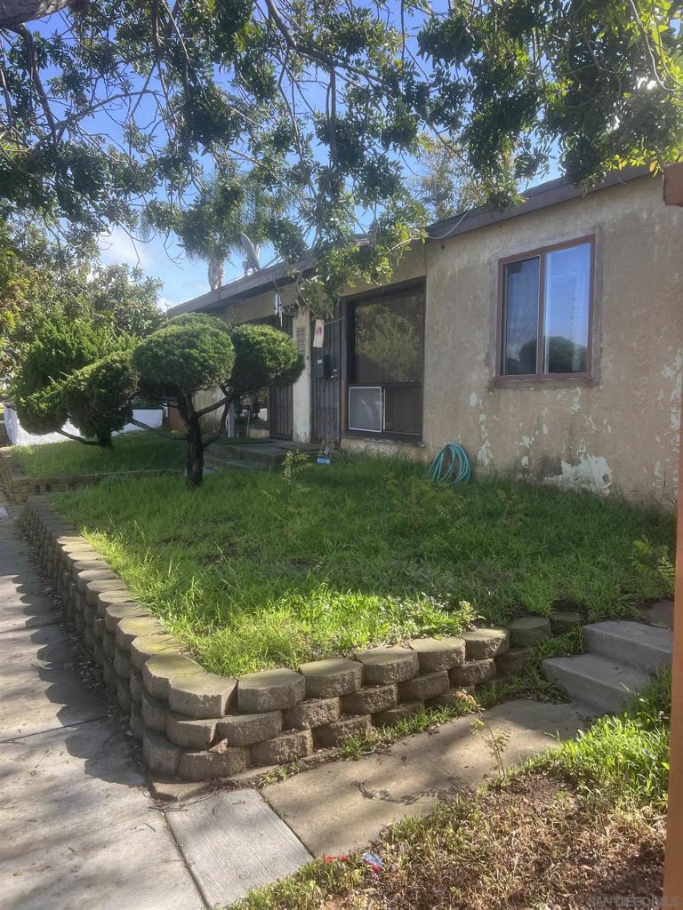 4327 29 Clmt Mesa Blvd Property Photo 1