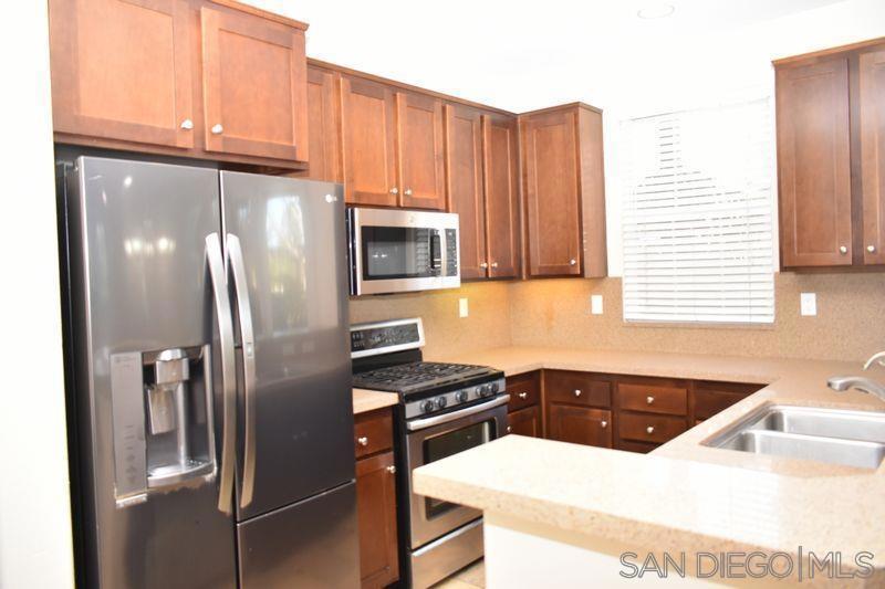 1437 Caminito Sicilia Property Photo 10