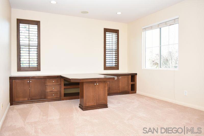 1437 Caminito Sicilia Property Photo 32