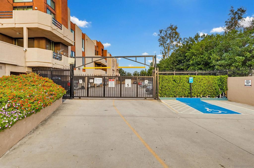 7826 Topanga Canyon Blvd 210 Property Photo 62