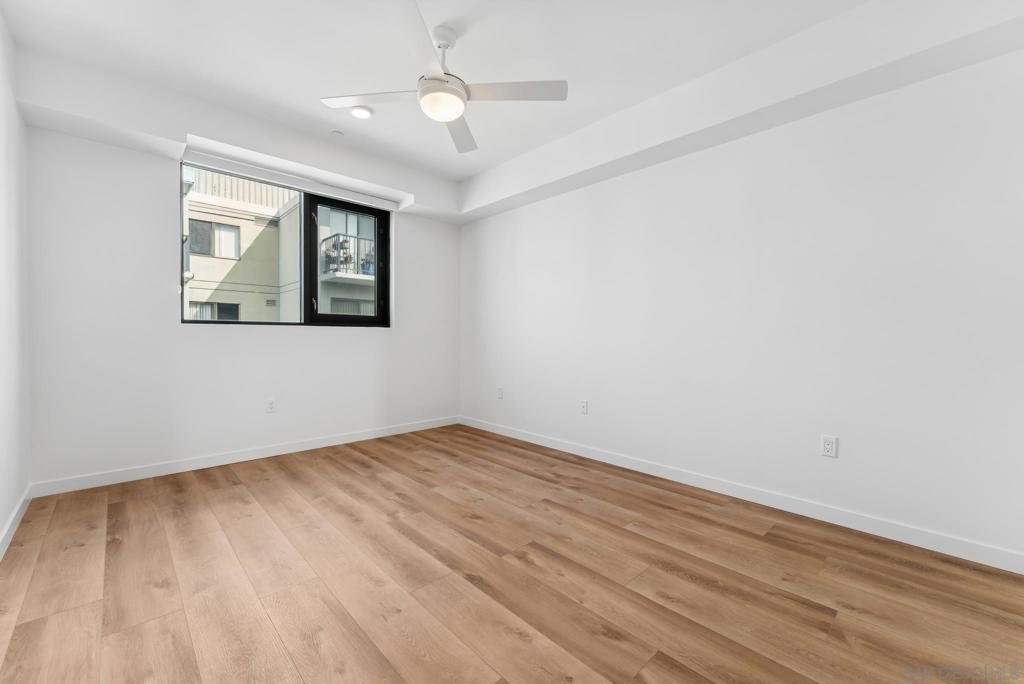 3922 Park Blvd 601 Property Photo 6