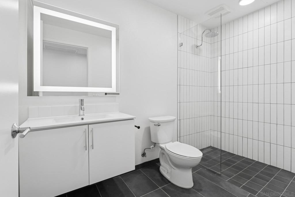 3922 Park Blvd 601 Property Photo 13