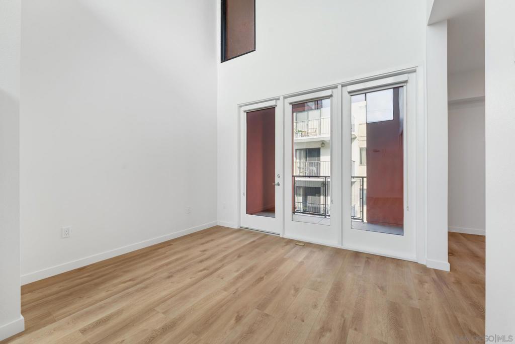 3922 Park Blvd 603 Property Photo 11