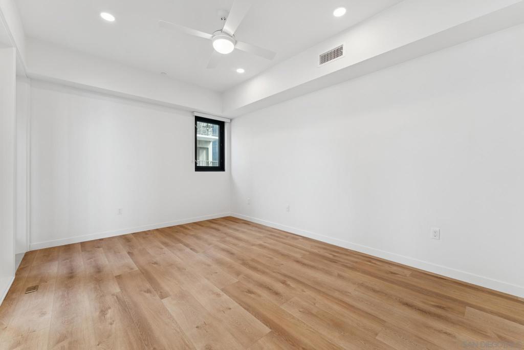 3922 Park Blvd 603 Property Photo 12