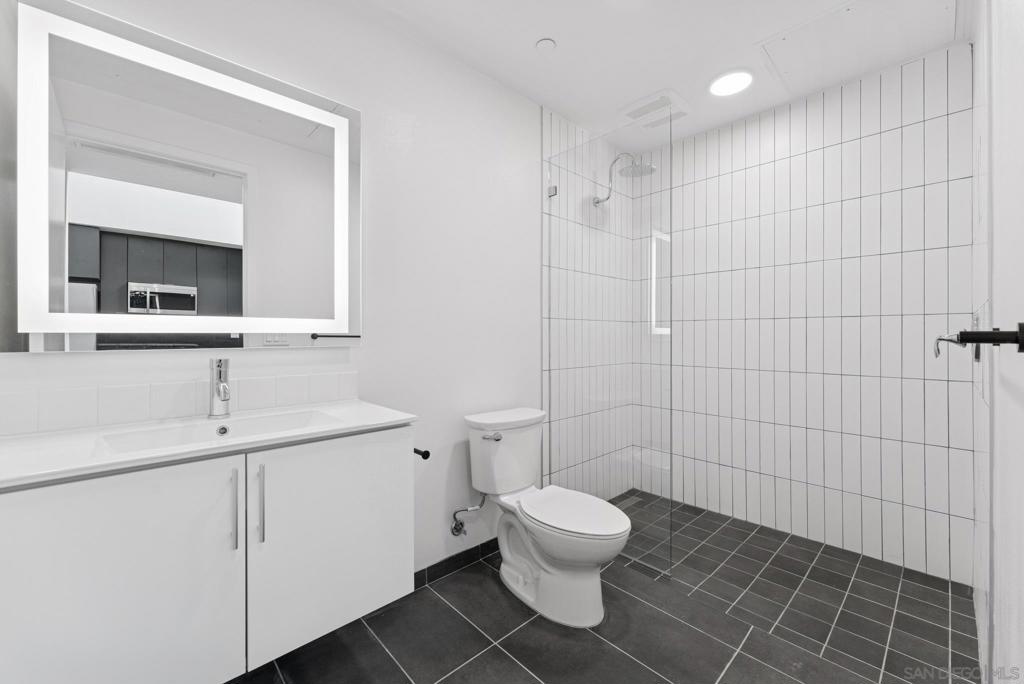 3922 Park Blvd 603 Property Photo 16