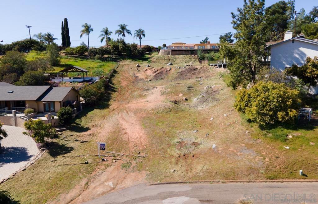 1526 Vista Vereda Property Photo 5