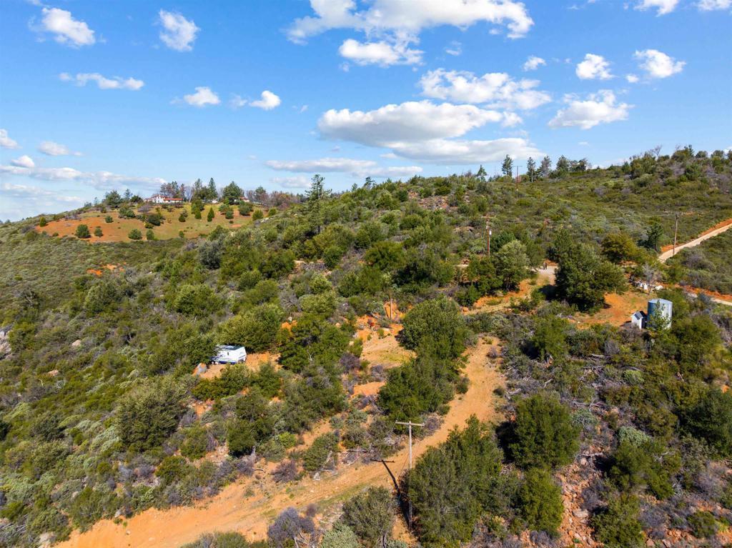 2106 Coulter Lane Property Photo 11