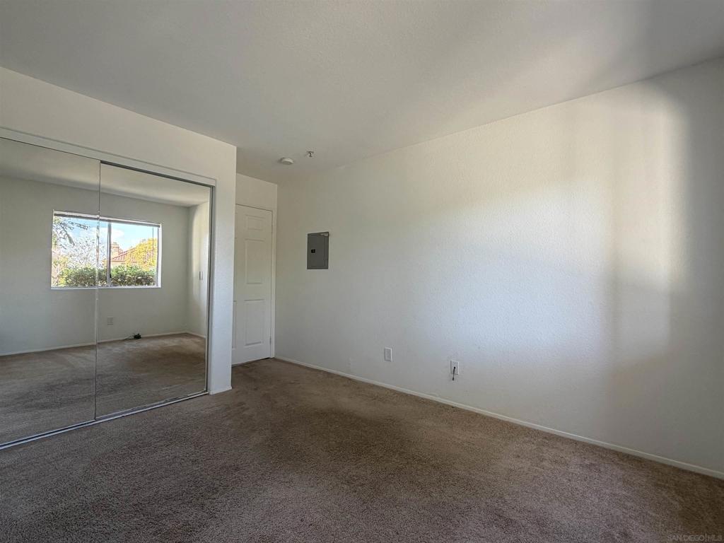 2057 Burton St 64 Property Photo 16