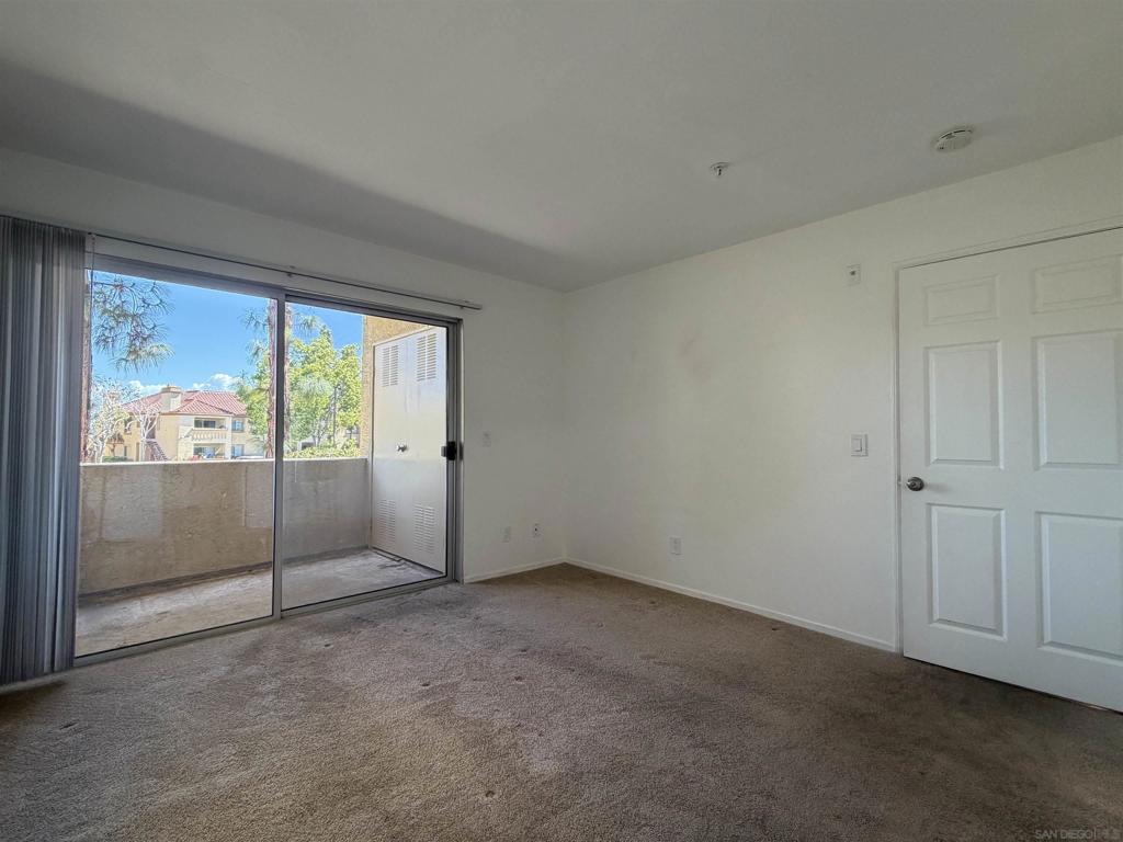 2057 Burton St 64 Property Photo 23