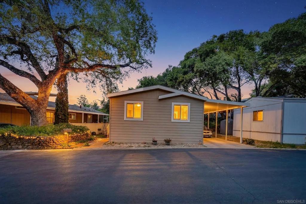 3505 Alpine Blvd Spc 11 Property Photo 1