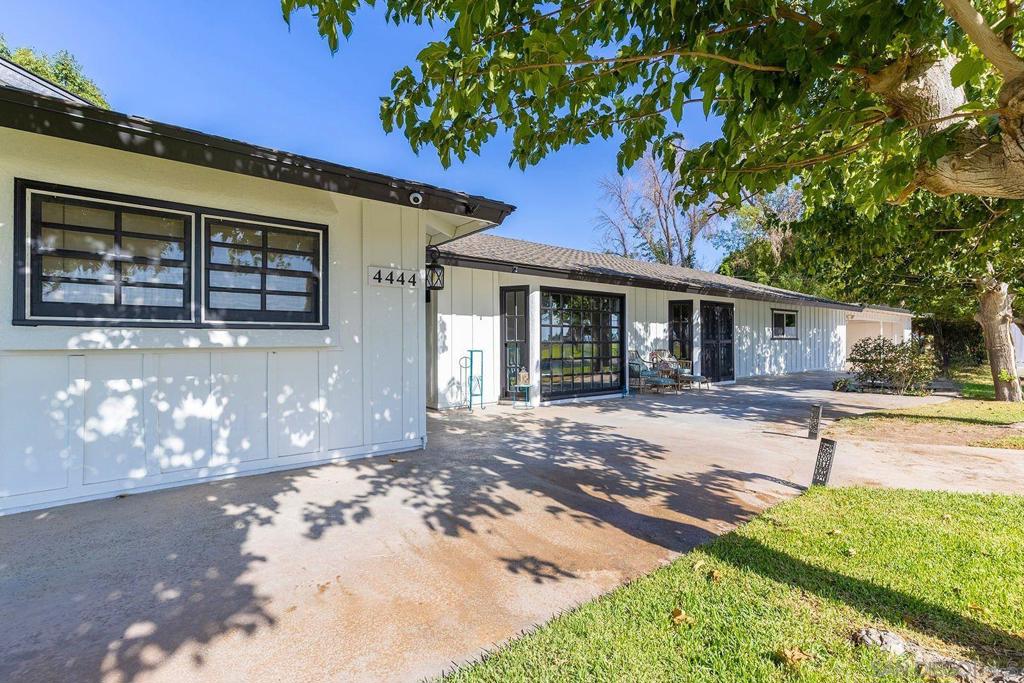 4444 Brandt Rd Property Photo 1