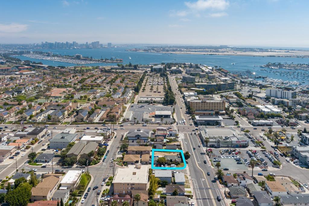 3046 Nimitz Blvd Property Photo 1