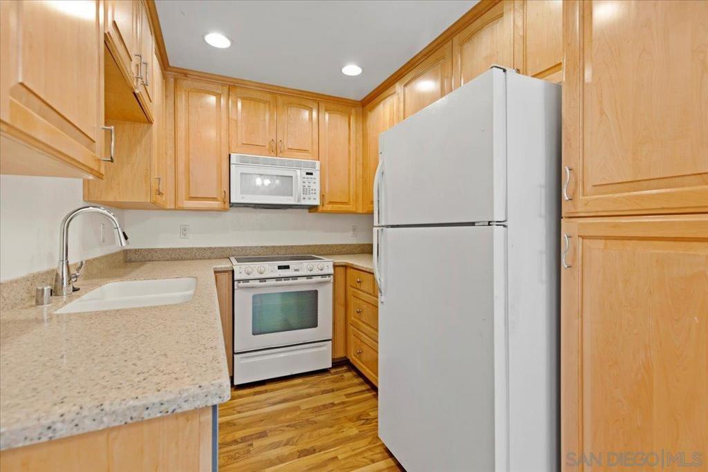 6350 Genesee Ave 220 Property Photo 4