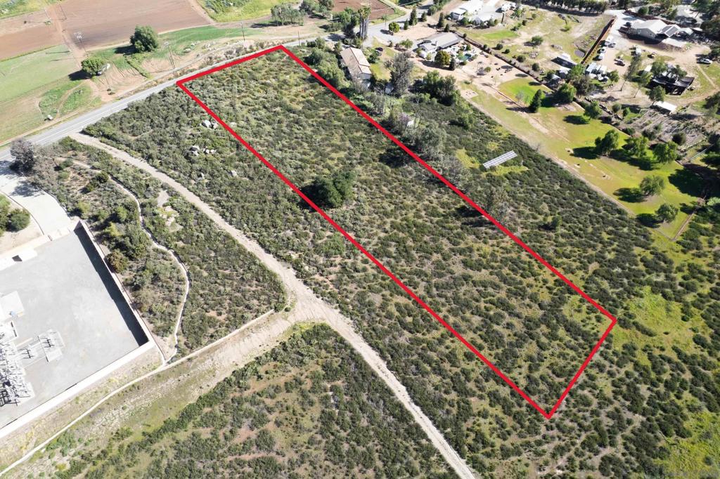 2 Vesper Rd Property Photo 2