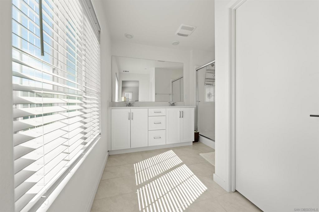 35164 Grove Trail Property Photo 31