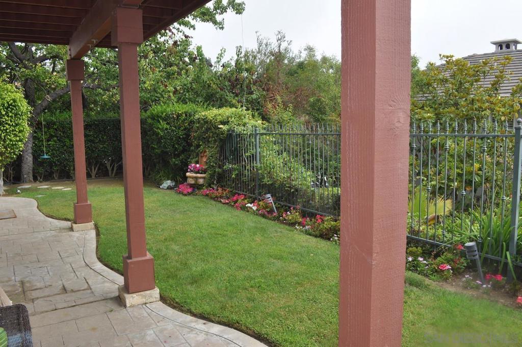 6135 Glenchester Row Property Photo 6