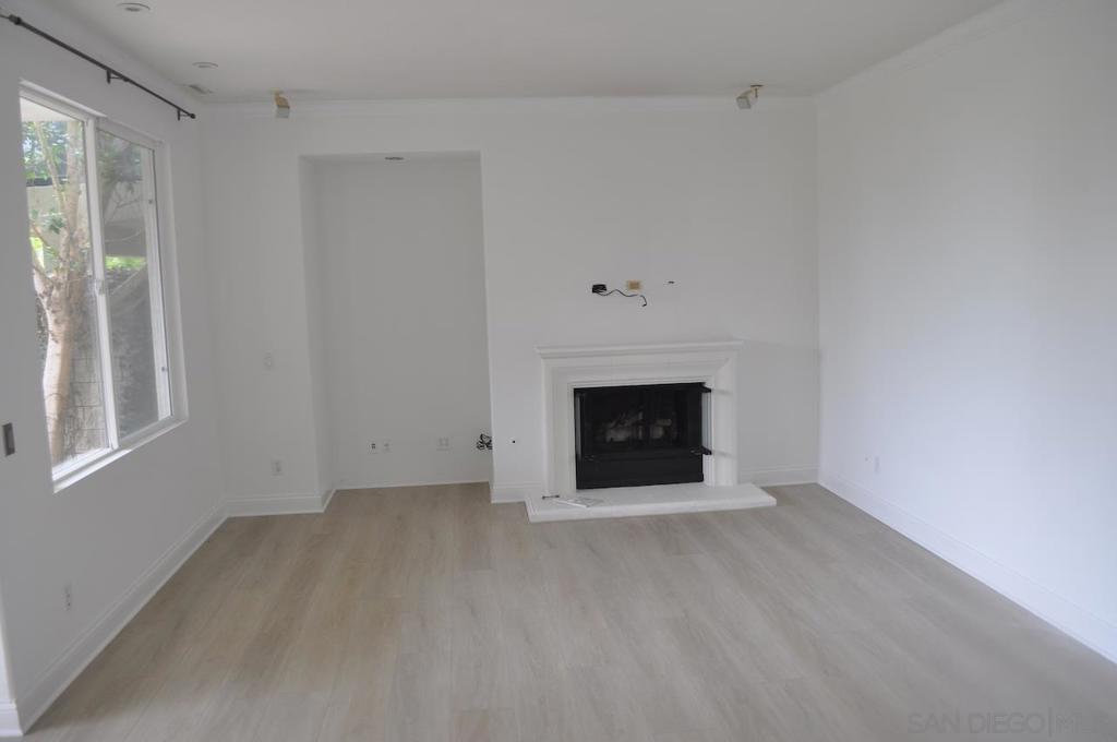 6135 Glenchester Row Property Photo 7