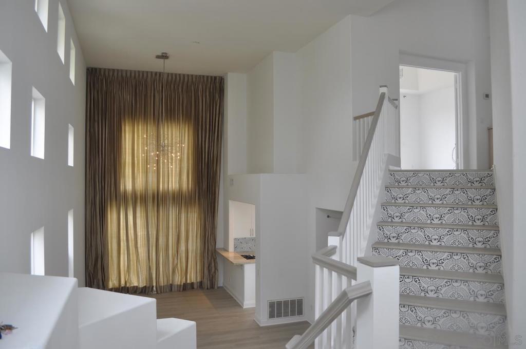 6135 Glenchester Row Property Photo 25