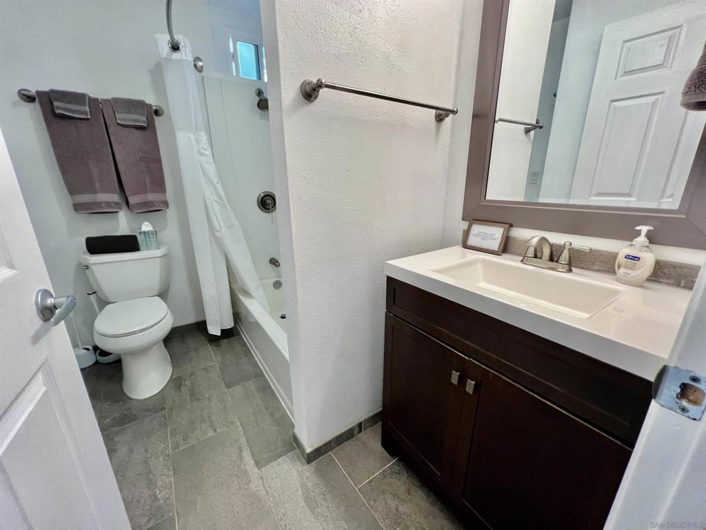 6628 La Jolla Blvd. Property Photo 14