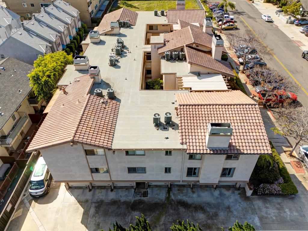 4069 Goldfinch Property Photo 8