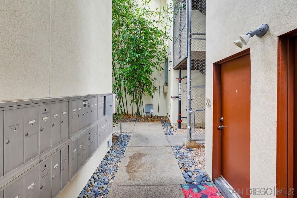 2064 Kettner Blvd 37 Property Photo 4