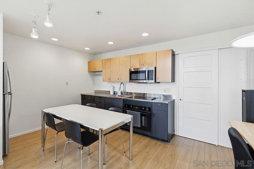 2064 Kettner Blvd 37 Property Photo 14