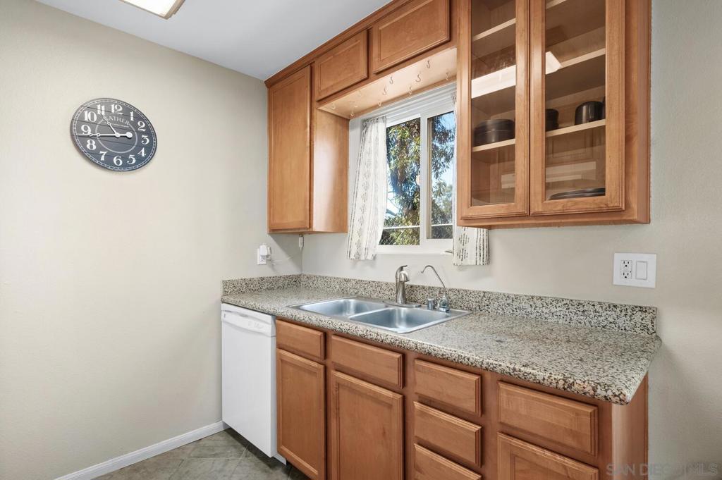 6333 College Grove Way 2104 Property Photo 8