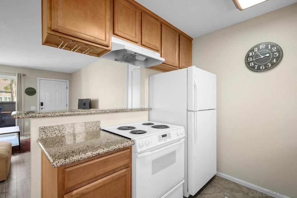 6333 College Grove Way 2104 Property Photo 10