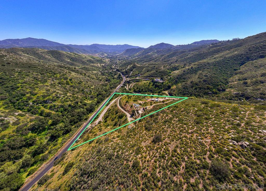 1186 Harbison Canyon Property Photo 3