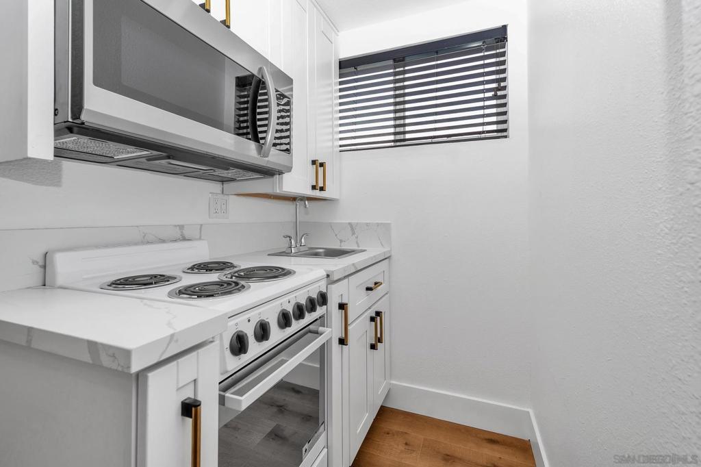 19 Evans St Property Photo 18