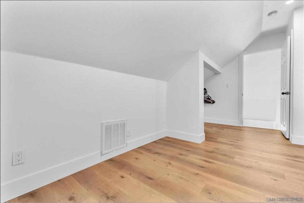 19 Evans St Property Photo 20