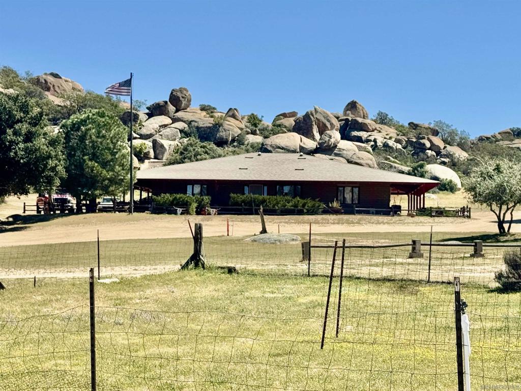 41083 Old Highway 80 Property Photo 1