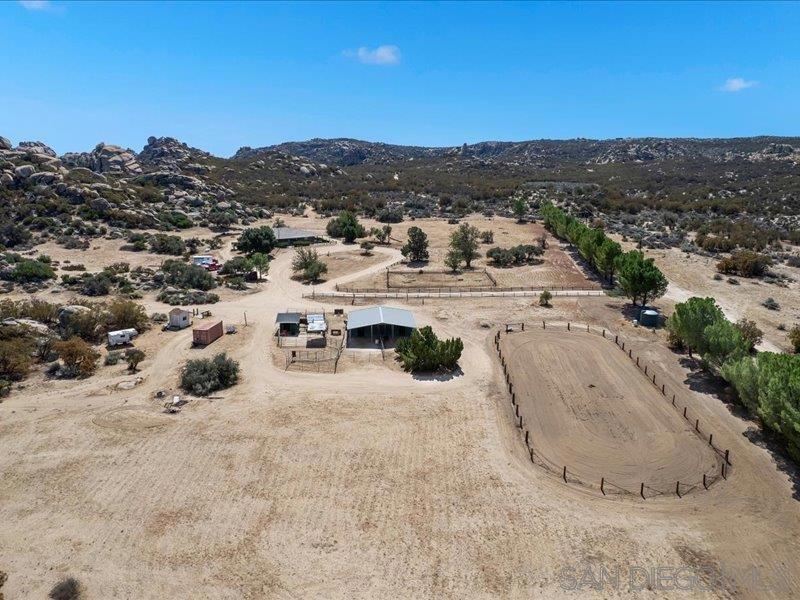 41083 Old Highway 80 Property Photo 6