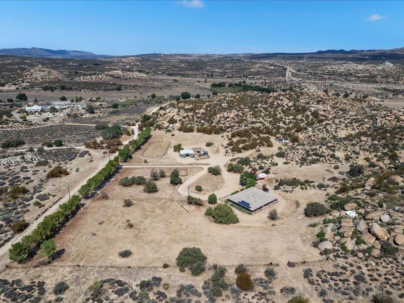 41083 Old Highway 80 Property Photo 7