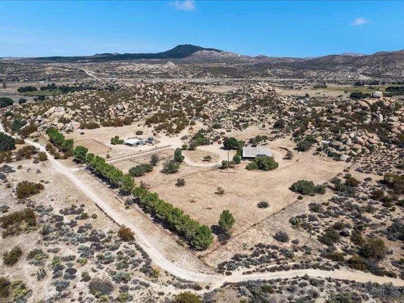 41083 Old Highway 80 Property Photo 9