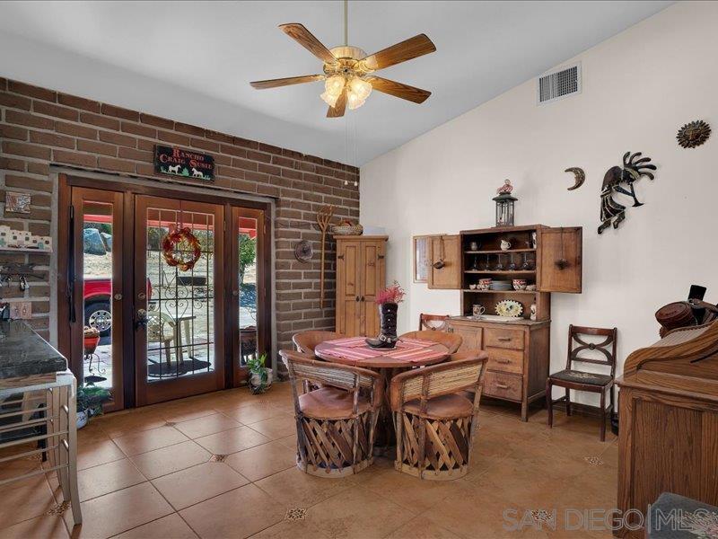 41083 Old Highway 80 Property Photo 11