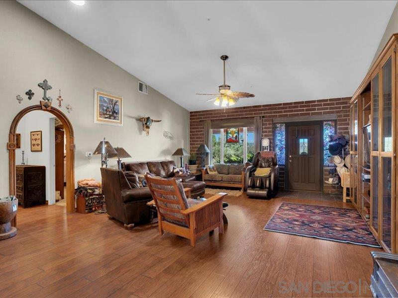 41083 Old Highway 80 Property Photo 14