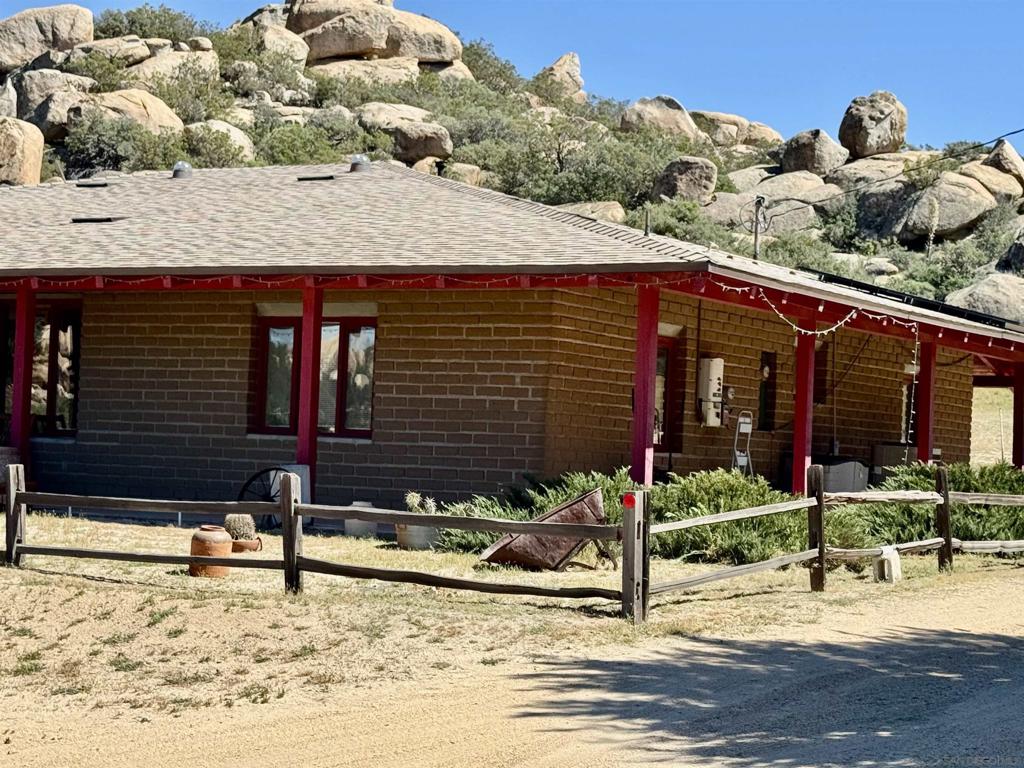 41083 Old Highway 80 Property Photo 16
