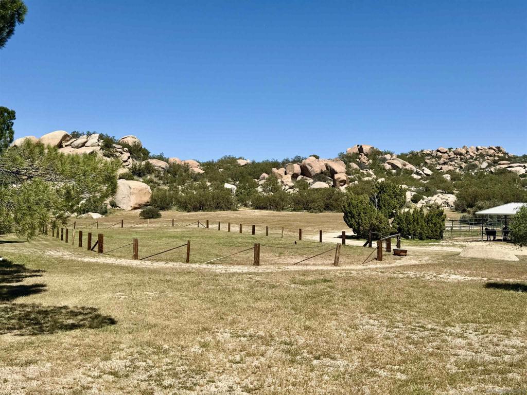 41083 Old Highway 80 Property Photo 22