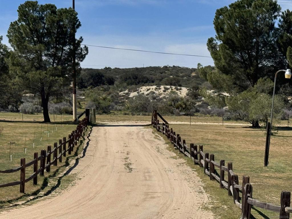 41083 Old Highway 80 Property Photo 26