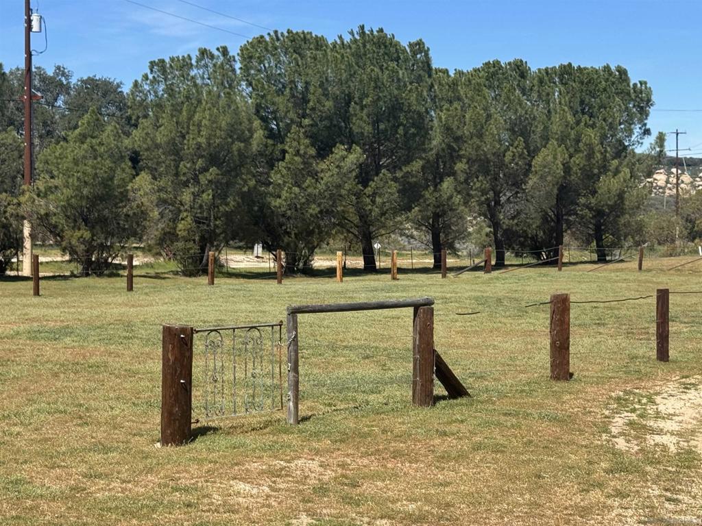 41083 Old Highway 80 Property Photo 27