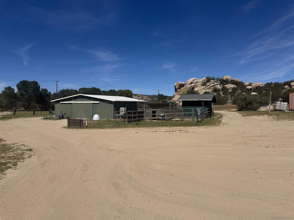 41083 Old Highway 80 Property Photo 29