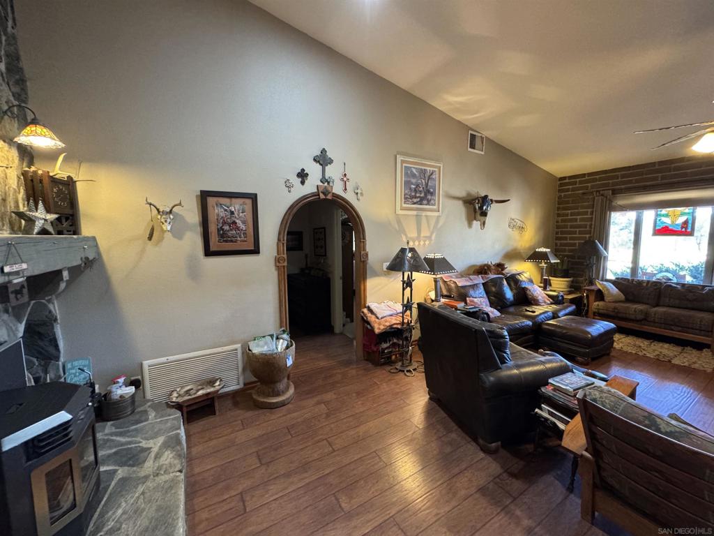 41083 Old Highway 80 Property Photo 43