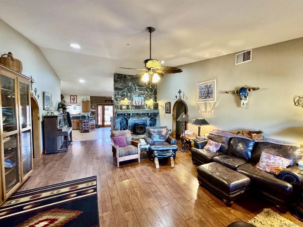 41083 Old Highway 80 Property Photo 47