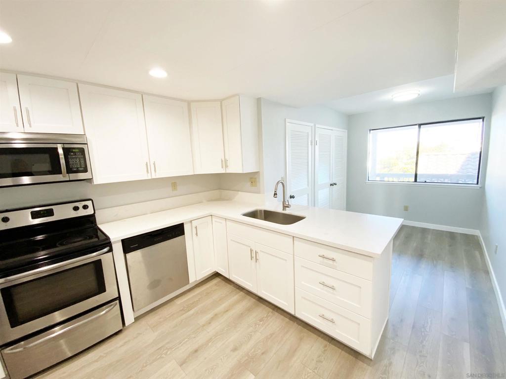 80 Kingston Property Photo 8