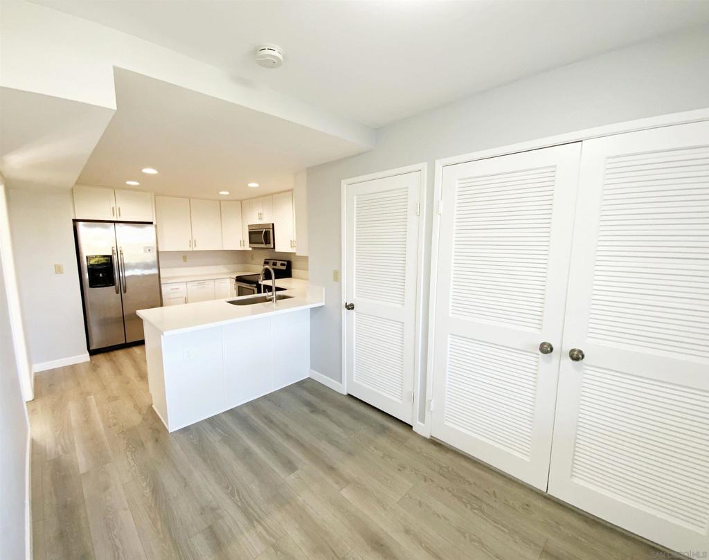 80 Kingston Property Photo 9
