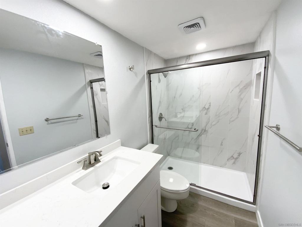 80 Kingston Property Photo 17