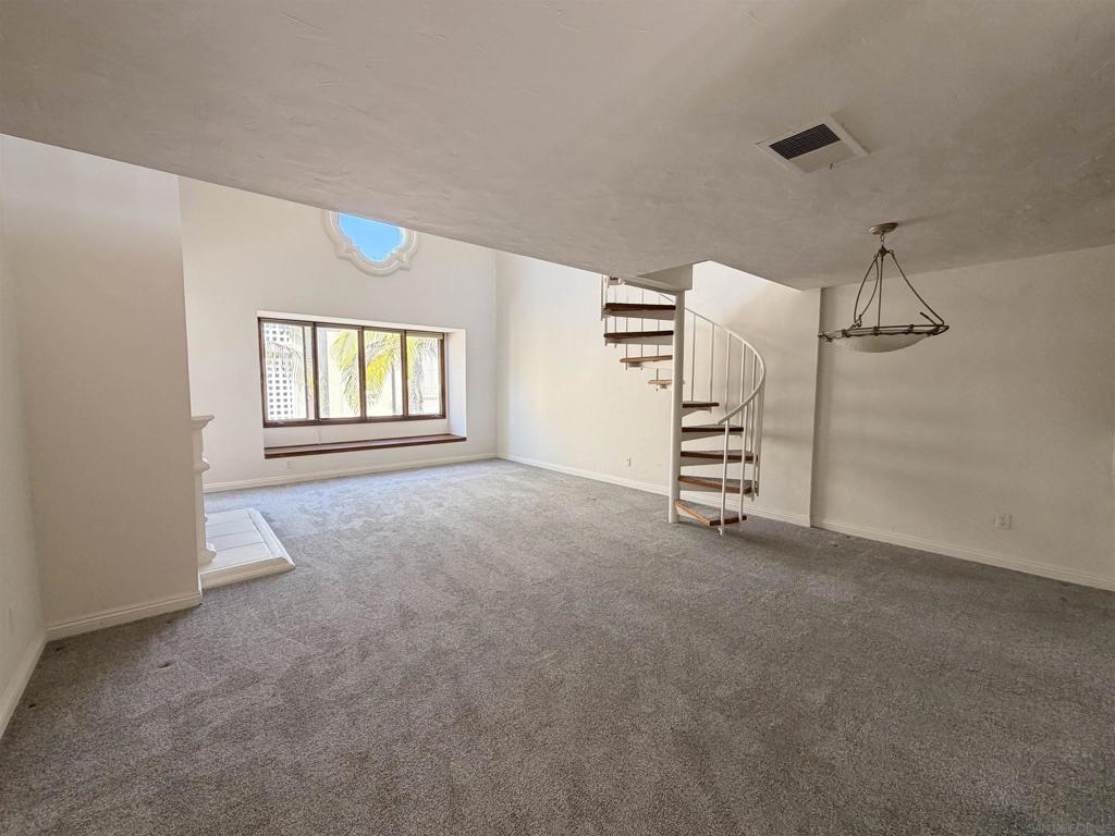 4012 Nobel 303 Property Photo 4